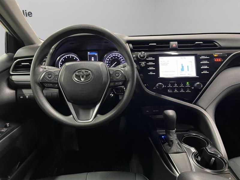 toyota Camry 2020 - 13