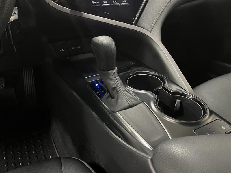 toyota Camry 2020 - 15