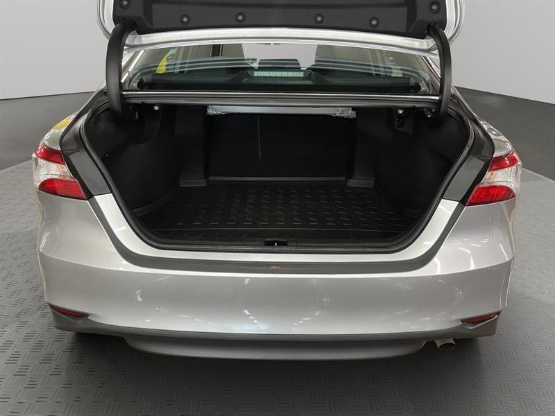 toyota Camry 2020 - 21