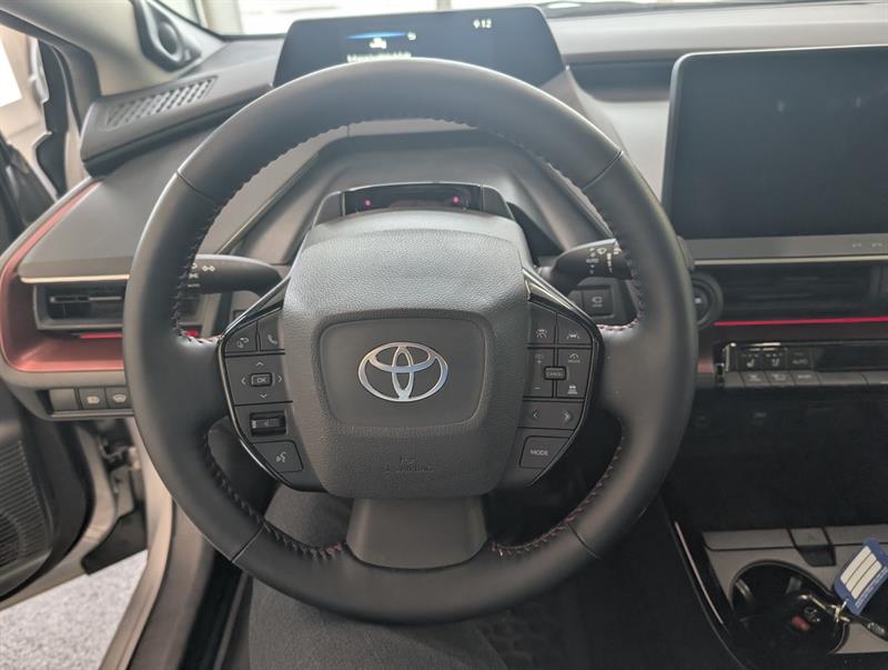 toyota Prius Prime 2023 - 16