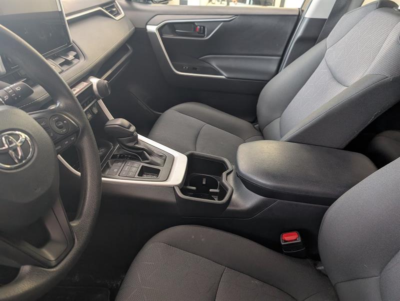 toyota RAV4 2025 - 11