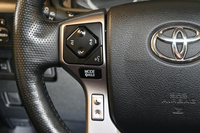 toyota 4Runner 2023 - 26