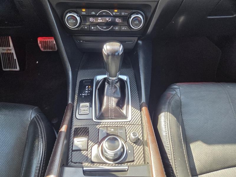 mazda Mazda3 Sport 2018 - 26