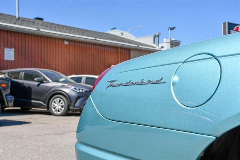 ford Thunderbird 2002 - 10
