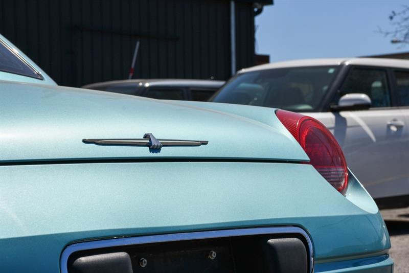 ford Thunderbird 2002 - 11