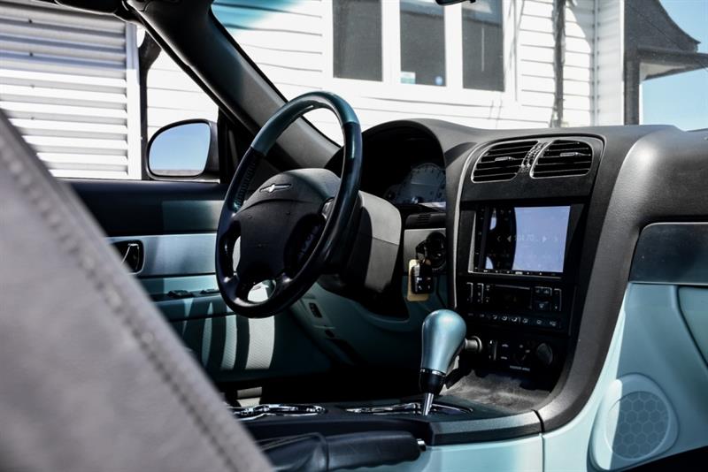 ford Thunderbird 2002 - 13