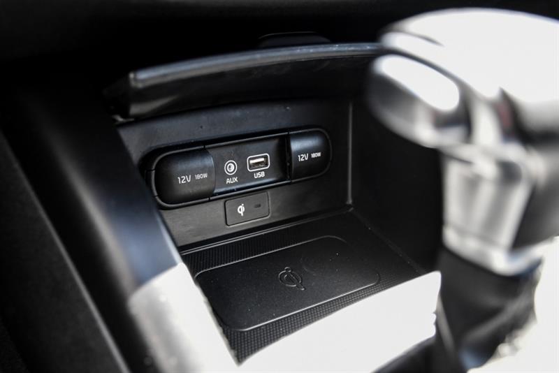 kia Sorento 2019 - 24