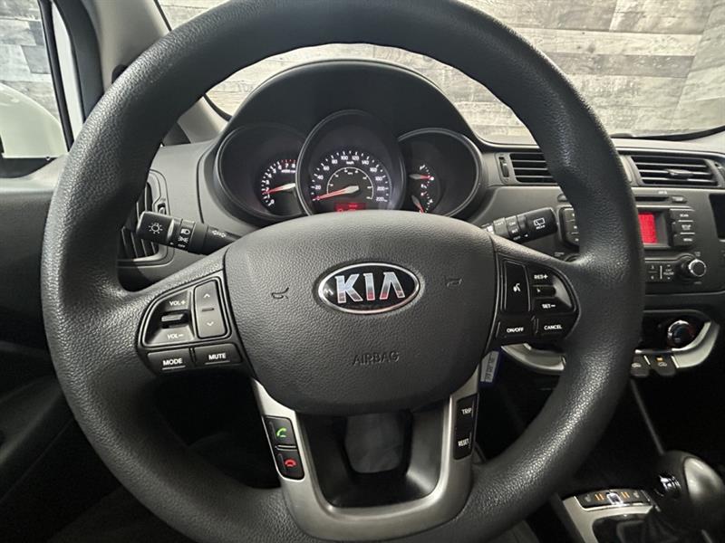 kia Rio 2014 - 9