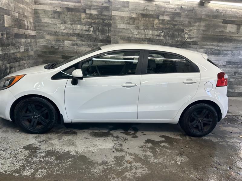 kia Rio 2014 - 12