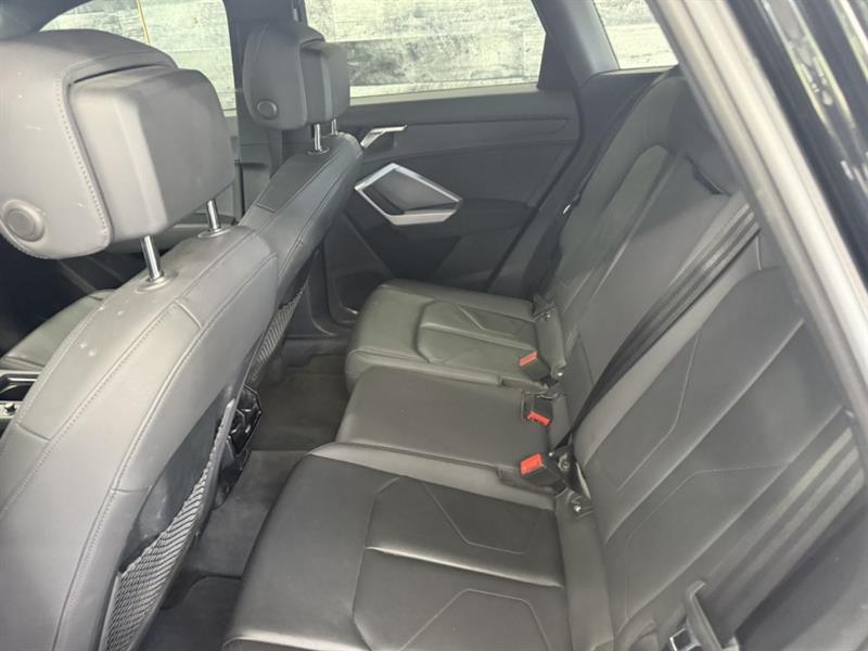audi Q3 2022 - 19