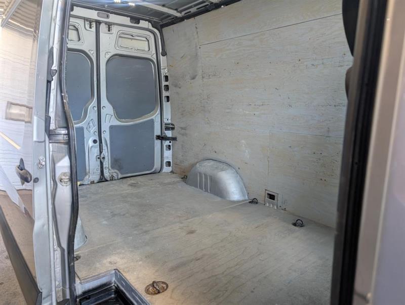 mercedes-benz Sprinter 2015 - 23