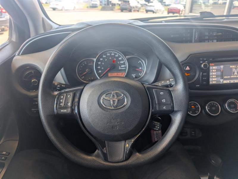 toyota Yaris Hatchback 2019 - 16