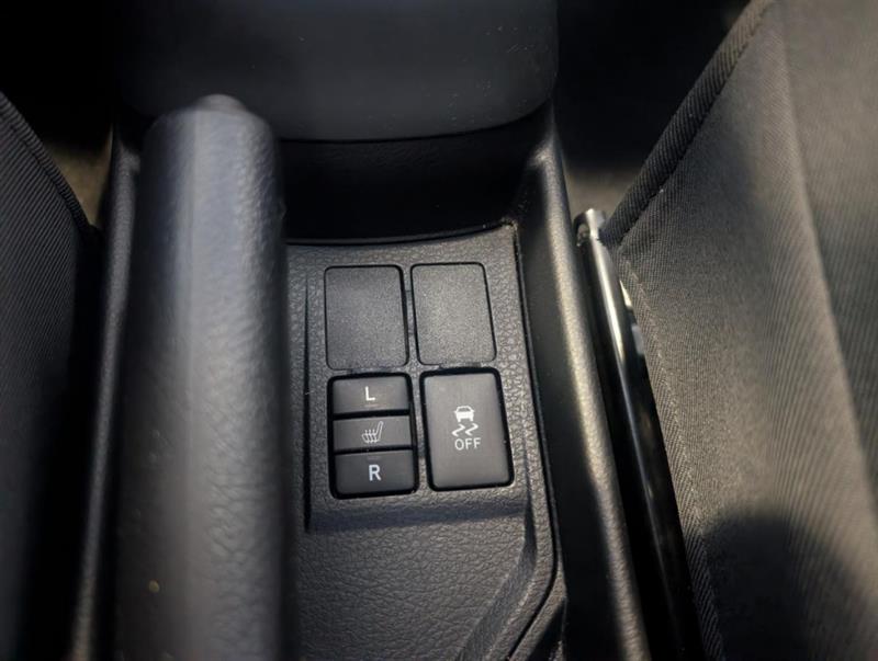 toyota Yaris Hatchback 2019 - 23