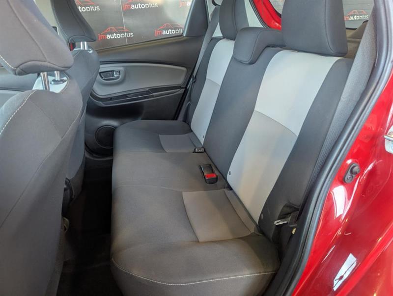 toyota Yaris Hatchback 2019 - 24