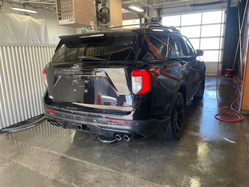 ford Explorer 2022 - 10