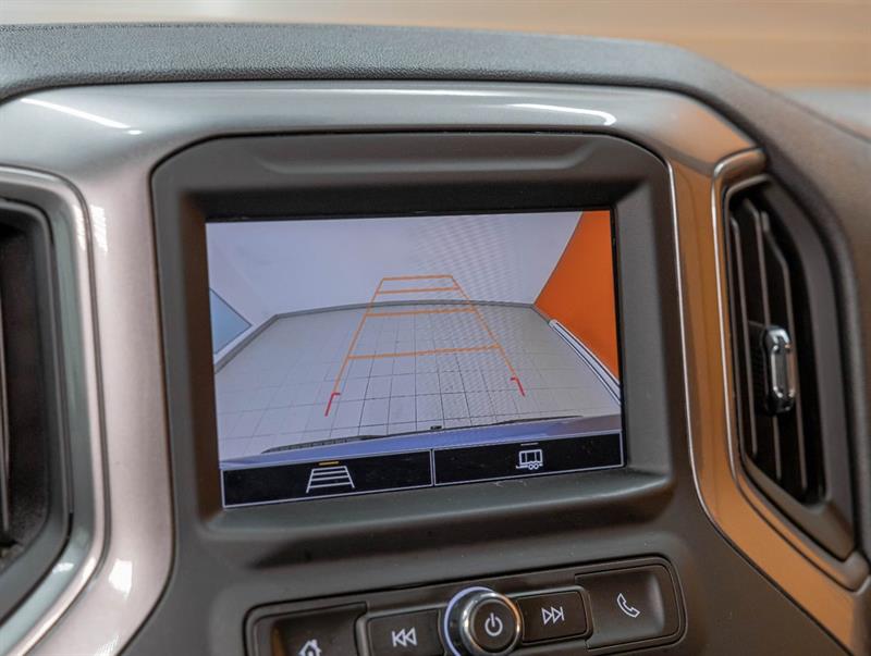 chevrolet Silverado 1500 2024 - 16