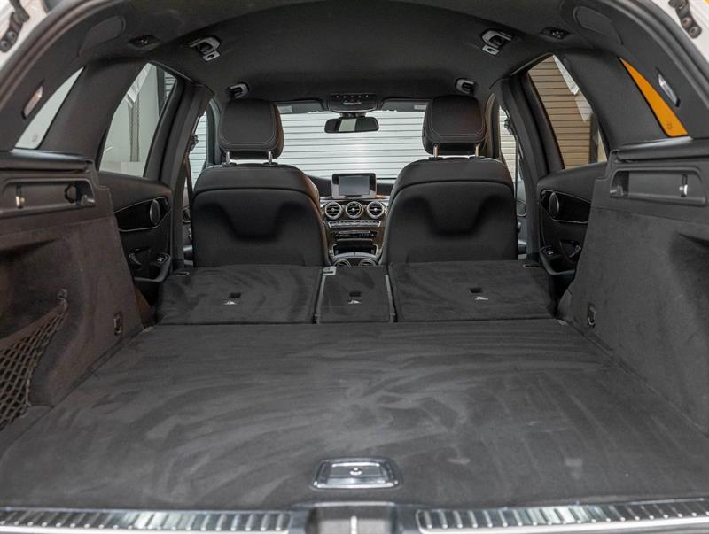 mercedes-benz GLC 2019 - 29