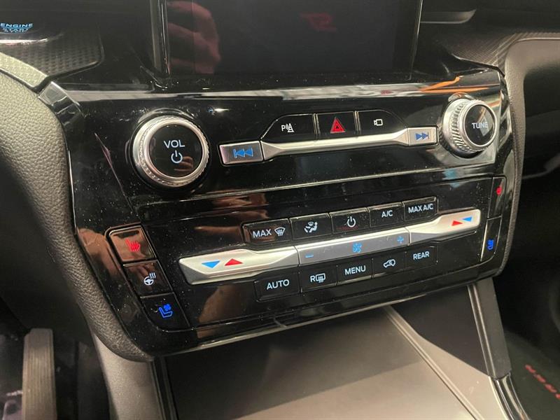 ford Explorer 2022 - 14
