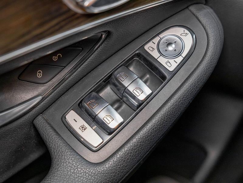mercedes-benz GLC 2019 - 23