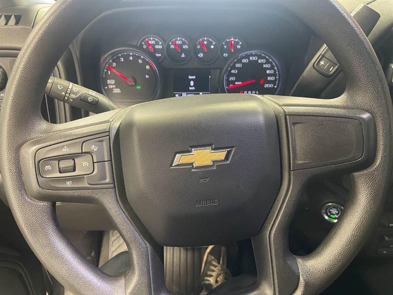 chevrolet Silverado 1500 2023 - 14