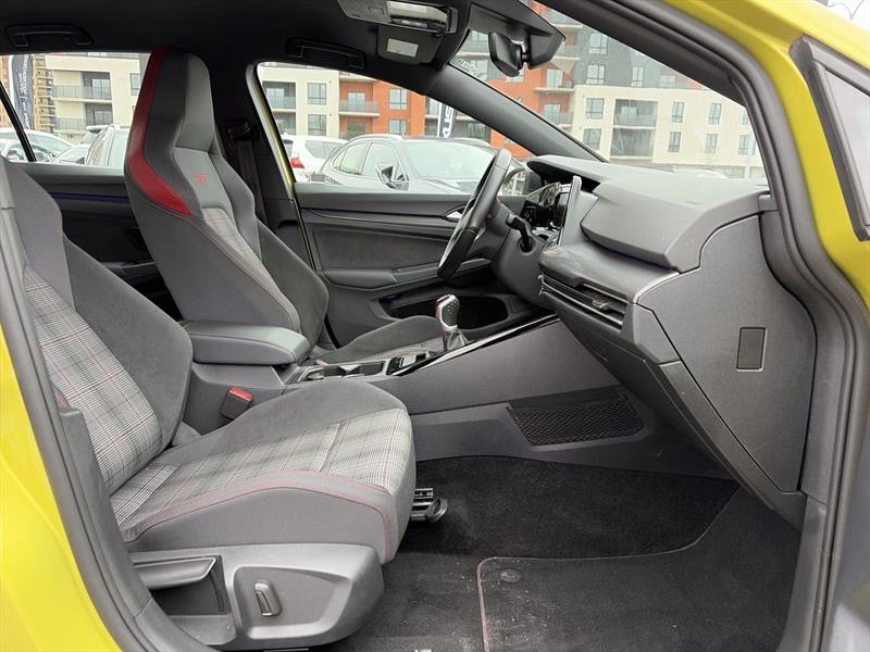 volkswagen Golf GTI 2023 - 32