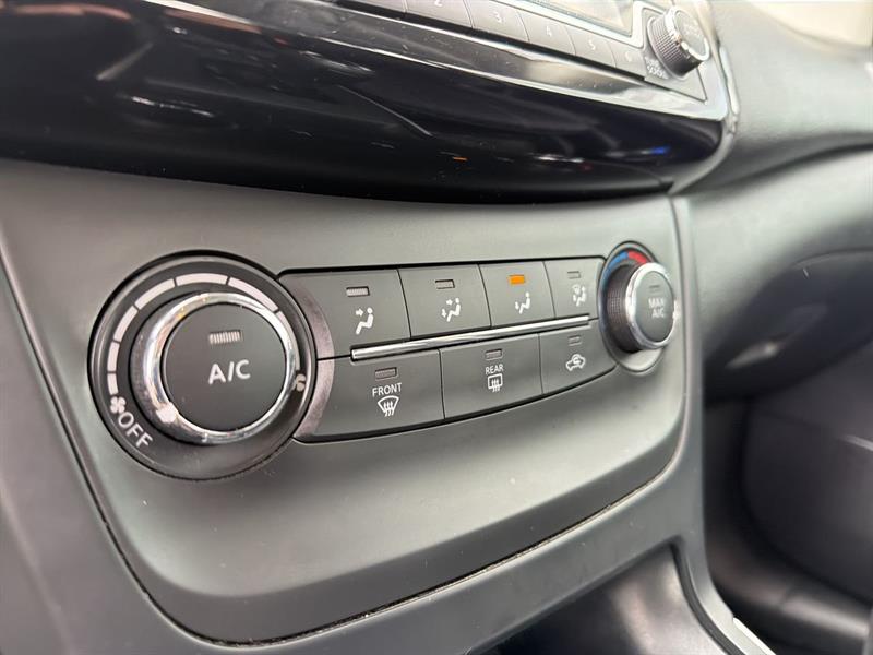 nissan Sentra 2017 - 26