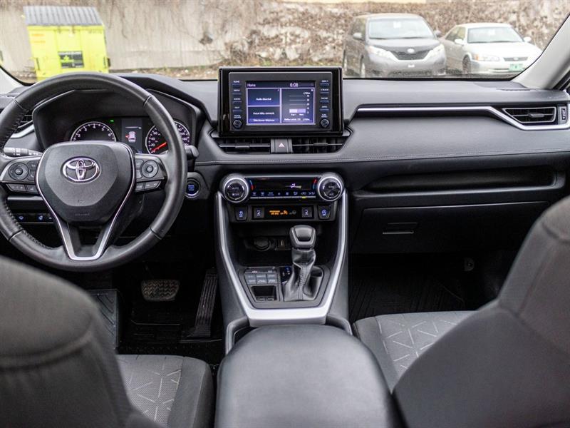 toyota RAV4 2021 - 24
