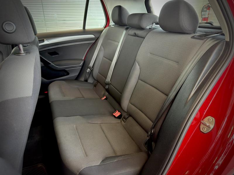 volkswagen Golf 2021 - 16