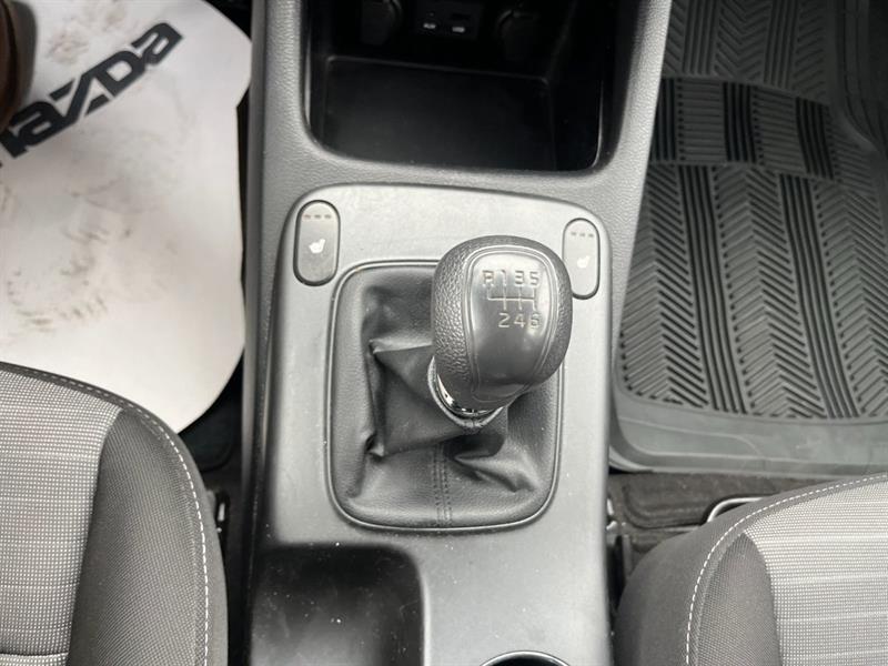 kia Forte 5-Door 2015 - 22