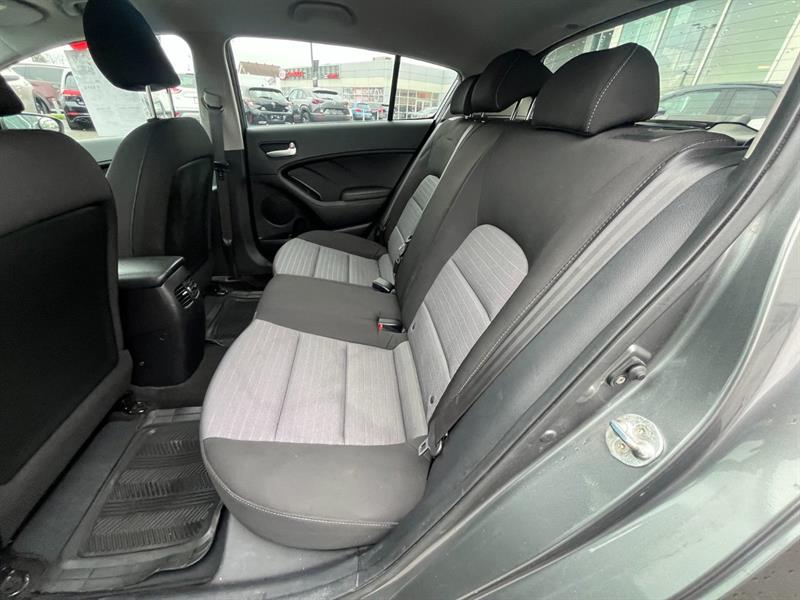 kia Forte 5-Door 2015 - 26