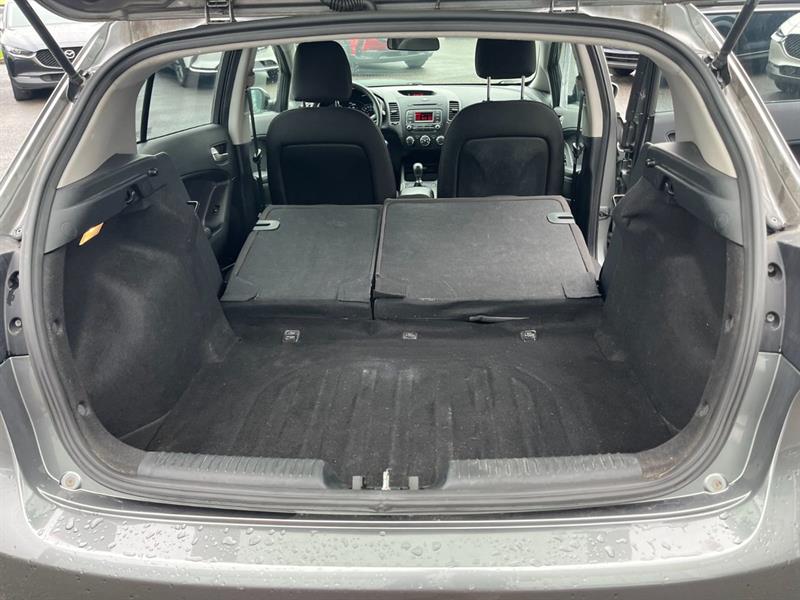 kia Forte 5-Door 2015 - 29