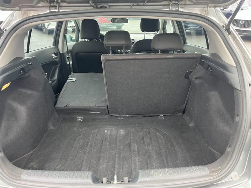 kia Forte 5-Door 2015 - 30