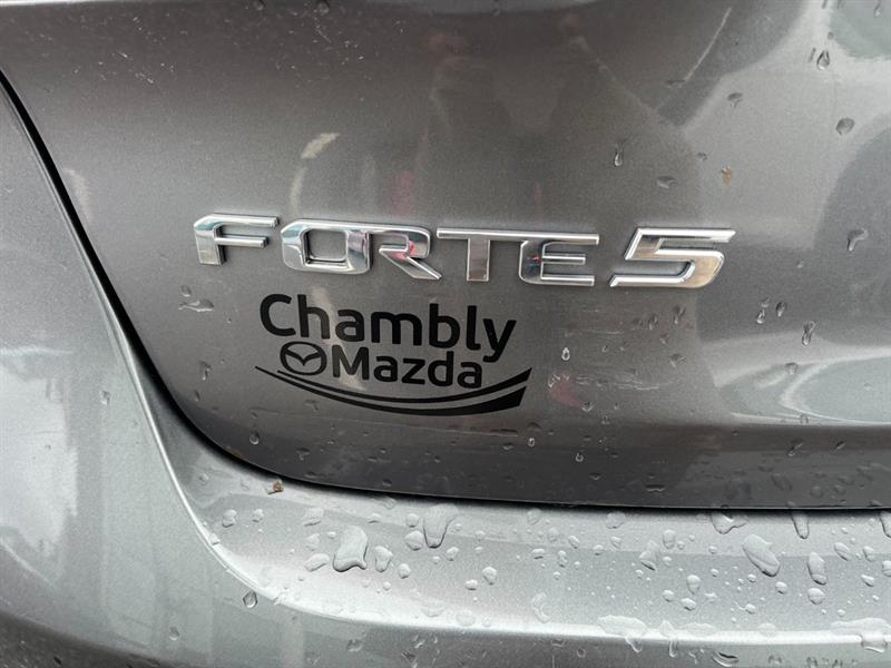 kia Forte 5-Door 2015 - 32