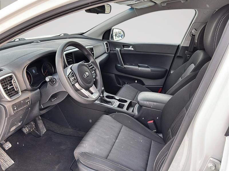 2022 Kia Sportage - Image 9