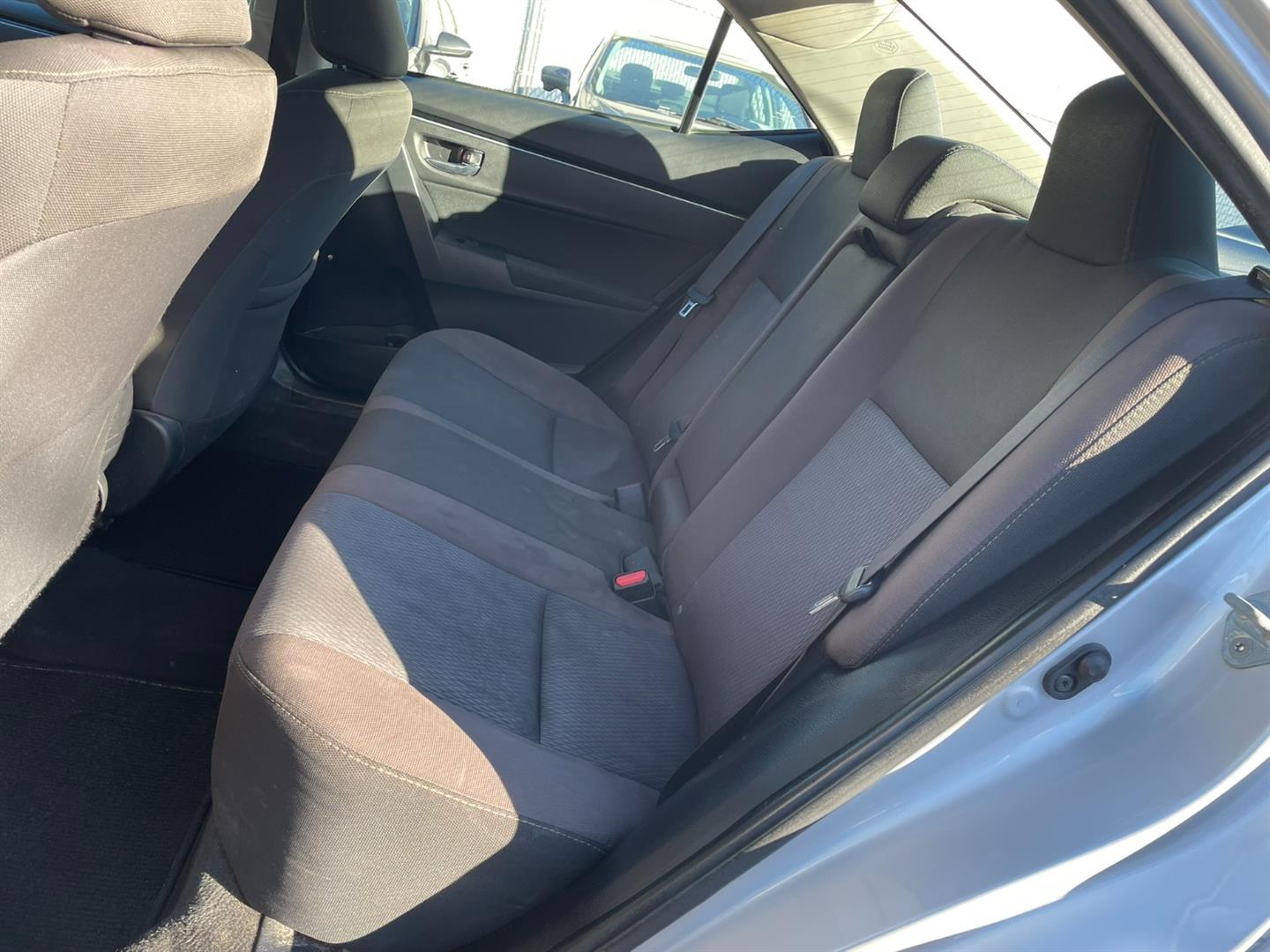 toyota Corolla 2017 - 9
