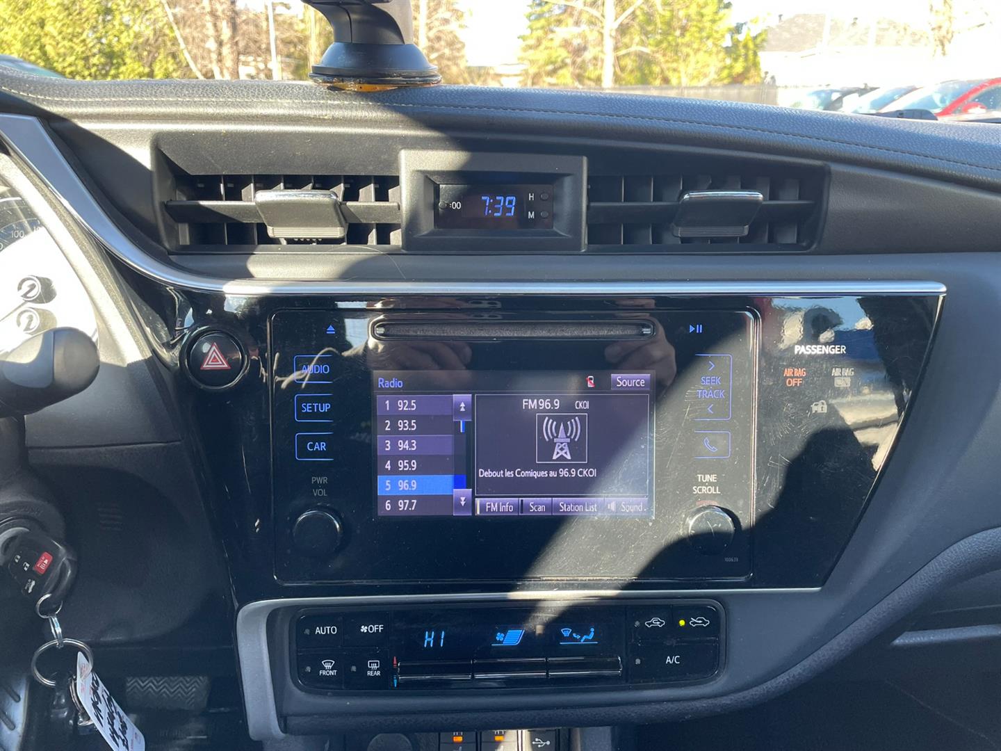 toyota Corolla 2017 - 13