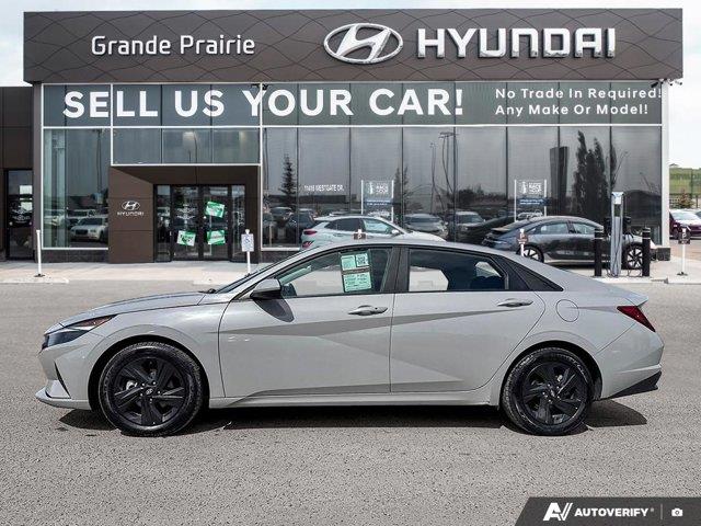 hyundai Elantra 2022 - 2