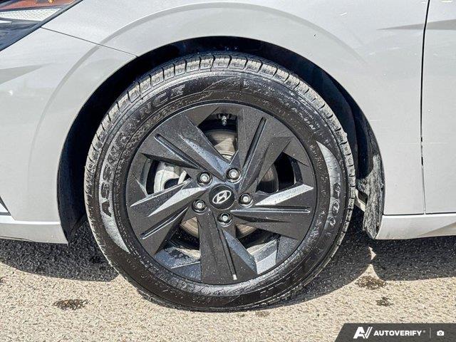 hyundai Elantra 2022 - 17