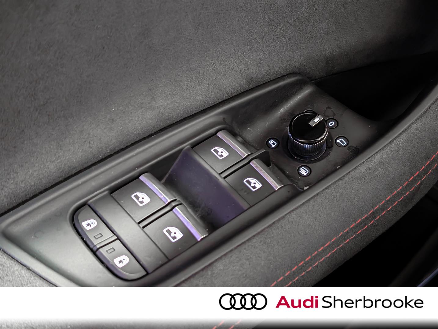 audi RS Q8 2025 - 24