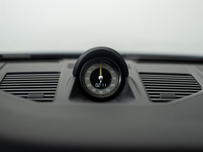 porsche 911 2025 - 22
