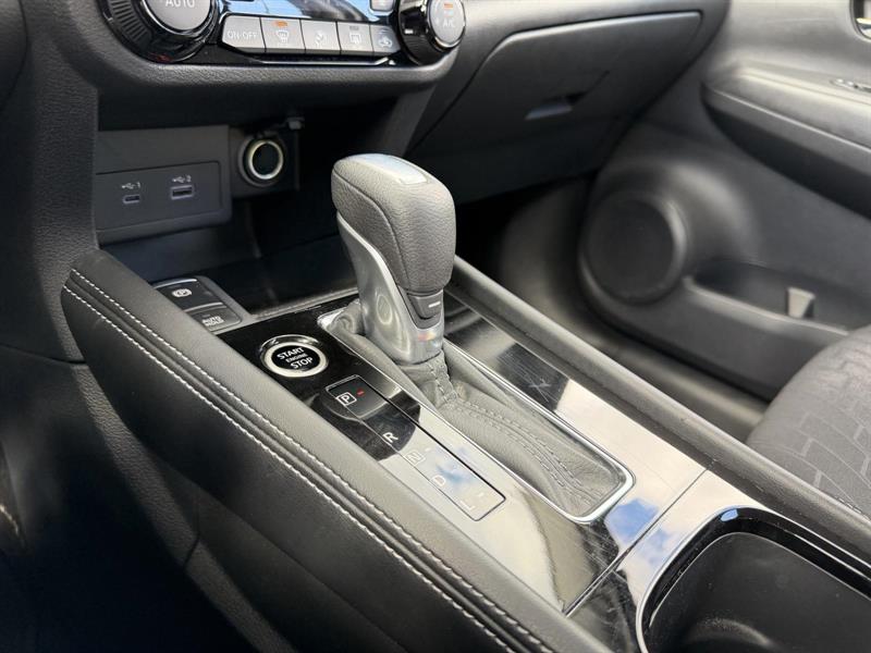 nissan Kicks Play 2025 - 17