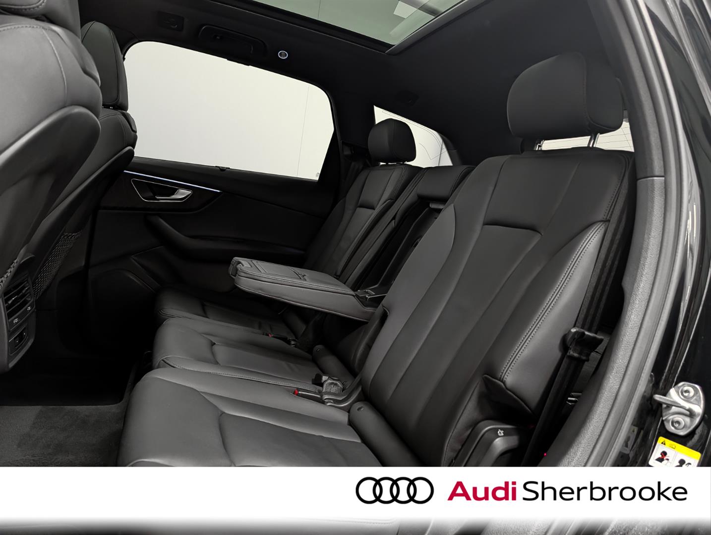 audi Q7 2022 - 11
