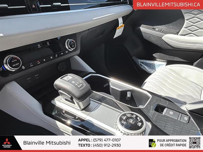 mitsubishi Outlander 2025 - 13