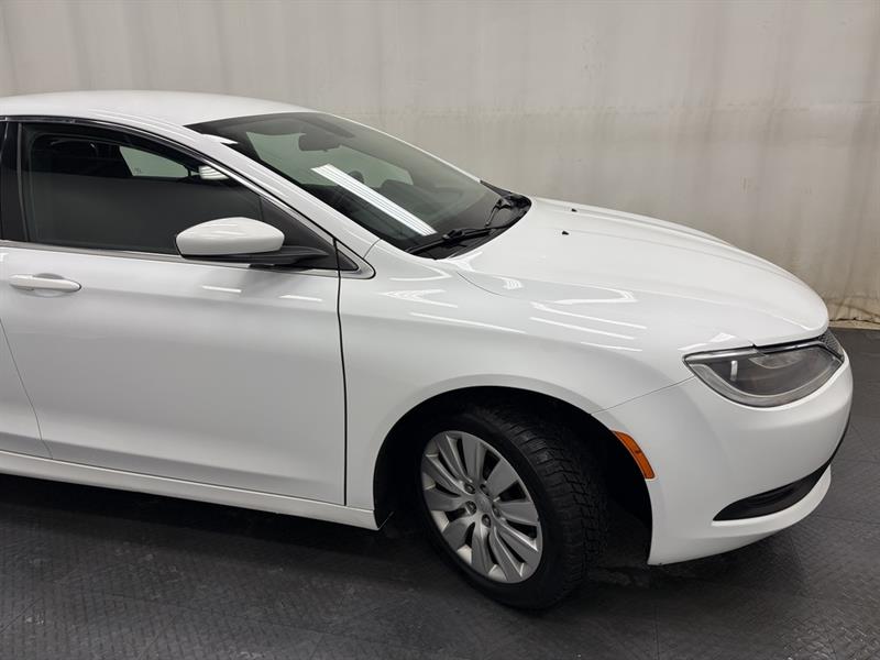 chrysler 200 2016 - 14