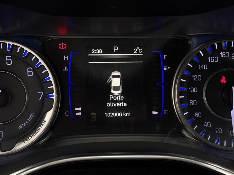 chrysler 200 2016 - 21