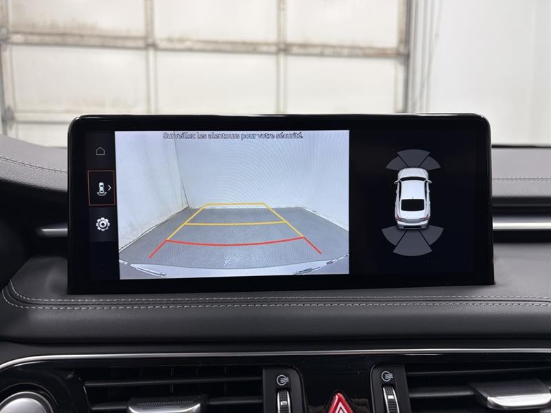 genesis G70 2022 - 25