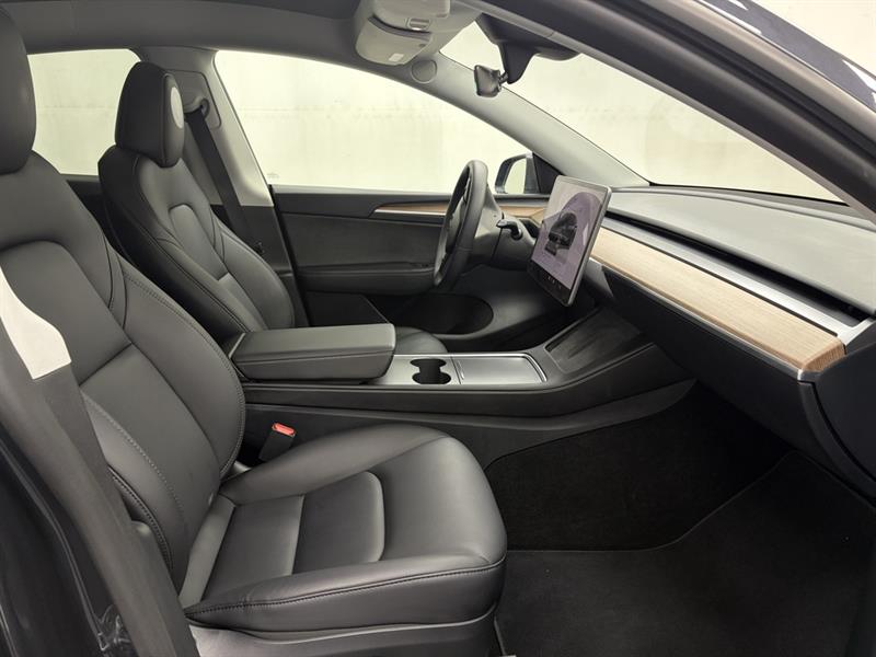 tesla Model Y 2024 - 27