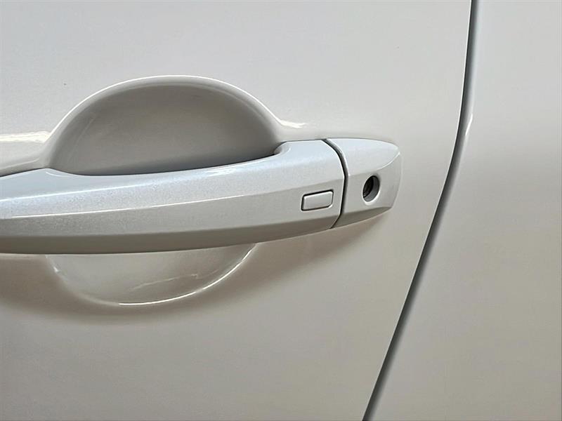 nissan Rogue 2023 - 25