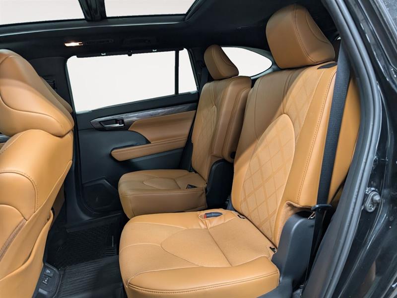 toyota Highlander Hybrid 2025 - 25