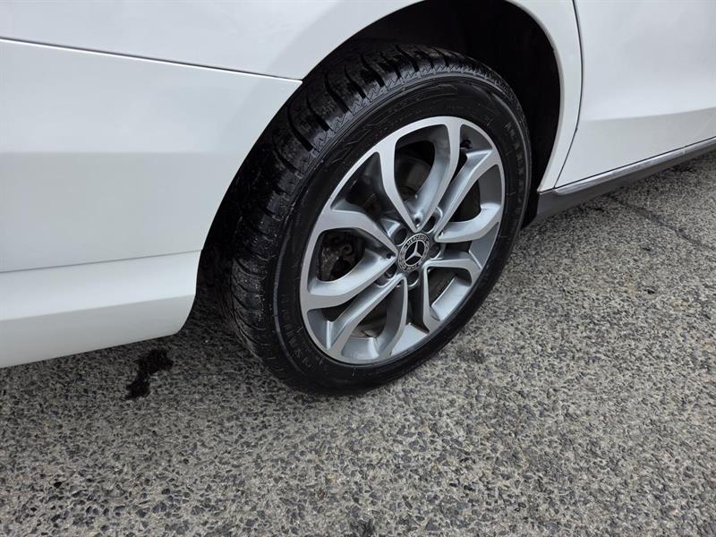 mercedes-benz C 300 2018 - 8
